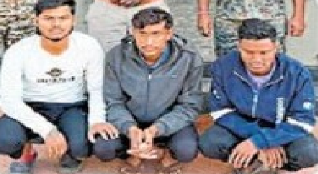 राजनांदगांव : 14 लाख रुपए गबन करने वाले तीन बैंक कर्मी गिरफ्तार…