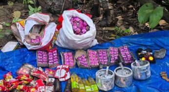 नक्सलियों को बड़ा झटका: पुलिस ने तीन जंगलों से भारी मात्रा में विस्फोटक बरामद किए