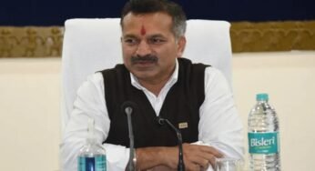 अम्बिकापुर : कलेक्टर विलास भोसकर की अध्यक्षता में साप्ताहिक समय सीमा की बैठक सम्पन्न
