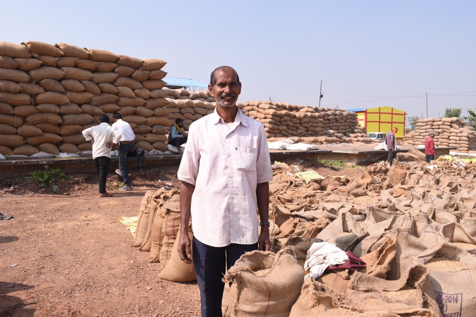 राजनांदगांव : खरीफ विपणन वर्ष 2025-26, किसान सेवक दास ने धान खरीदी केन्द्र रामपुर में बेचा 50 क्विंटल धान