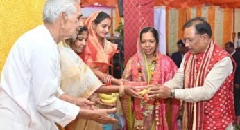 रायपुर : मुख्यमंत्री विष्णुदेव साय बसना सलखण्ड में मां महालक्ष्मी पूजन कार्यक्रम में हुए शामिल