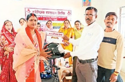 Rajnandgaon : जरूरतमंदों की मदद के लिए रक्तदान किया…