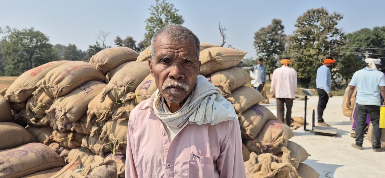  मोहला : डिजिटल नवाचार से किसानों का धान विक्रय हुआ आसान