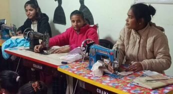 उप मुख्यमंत्री ने सिलाई प्रशिक्षण केन्द्र का किया निरीक्षण