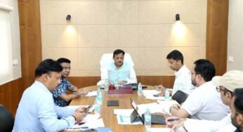 उप मुख्यमंत्री शुक्ल ने स्वास्थ्य संस्थानों के उन्नयन प्रस्तावों की वृहद समीक्षा की