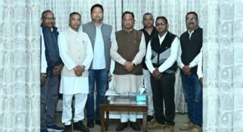CM साय से मिले हल्बा-हल्बी समाज के प्रतिनिधि, शहीद गेंद सिंह शहादत दिवस समारोह का दिया न्योता