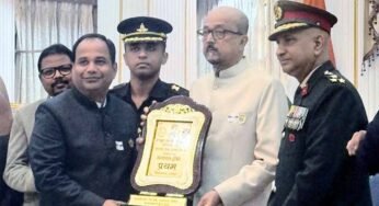 सशस्त्र सेना झंडा दिवस: राज्यभर से जुटाए गए 18 लाख रुपये, कलेक्टर डॉ. गौरव सिंह को राज्यपाल ने किया सम्मानित