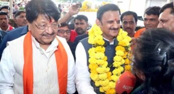 रीवा से पहली फ्लाईट देवी अहिल्या एयरपोर्ट आयी, विंध्य क्षेत्र के नागरिको में खुशी की लहर