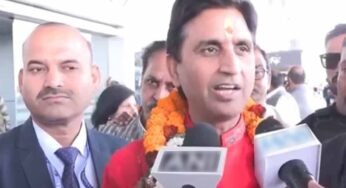 ‘एक हिन्दू को जिंदा जला दिया और…’ बांग्लादेश के हालात पर कवि कुमार विश्वास ने जताई चिंता
