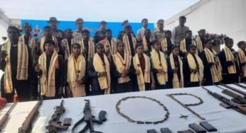 नक्सल विरोधी अभियान को मिली बड़ी सफलता, 22 इनामी माओवादियों ने डीजीपी के सामने किया आत्मसमर्पण