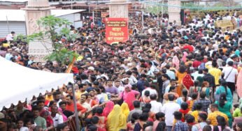 साल के आखिरी रविवार महाकाल मंदिर में दर्शन के लिए उमड़े डेढ़ लाख भक्त, सर्दी में बढ़ी श्रद्धा