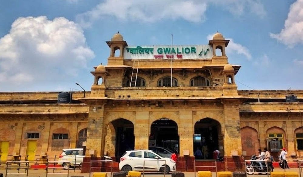 ग्वालियर रेलवे स्टेशन पर 33 सीसीटीवी कैमरे बंद, 65 हजार यात्री रोज आते हैं, सुरक्षा पर सवाल