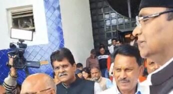विधानसभा में मंत्री कंसाना बेहोश, अस्पताल में कराया भर्ती; कांग्रेस विधायक लेकर आए खराब फसलों की तख्तियां