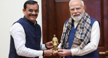 प्रधानमंत्री नरेंद्र मोदी से मिले खजुराहो सांसद वीडी शर्मा