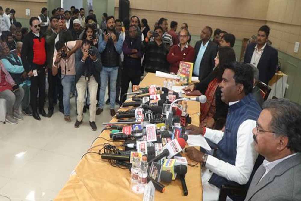 अंतर्राष्ट्रीय वन मेला अपने आप में एक अनूठा आयोजन : वन राज्य मंत्री अहिरवार