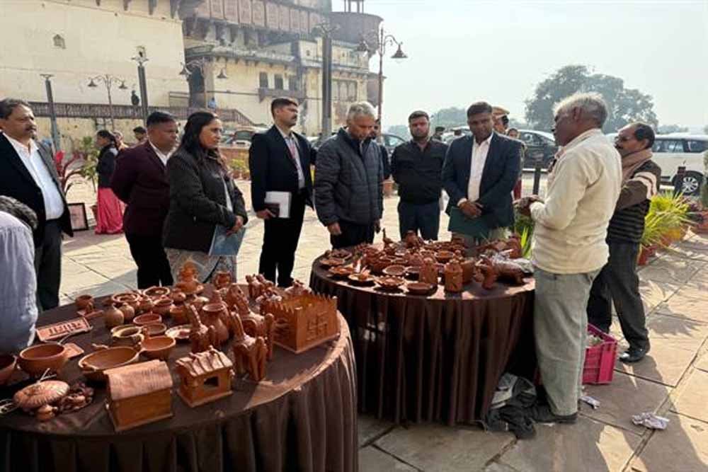 ओरछा को विश्वस्तरीय पर्यटन गंतव्य के रूप में विकसित किया जाये : मुख्य सचिव जैन