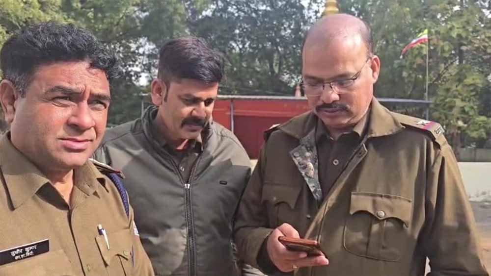 अश्लील वीडियो के नाम पर ब्लैकमेलिंग: पुलिसकर्मी को फर्जी कॉल कर जेल भेजने की धमकी, ₹26 हजार की मांग