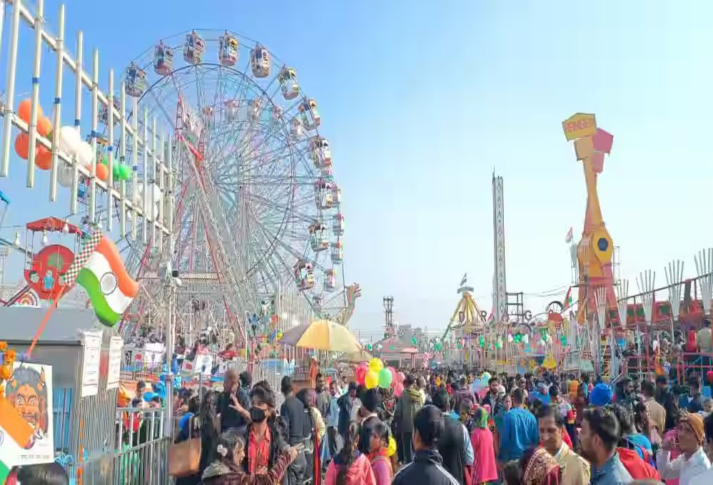 ग्वालियर मेले में गाड़ियों की डिलीवरी रुकी, आरटीओ छूट के नोटिफिकेशन से रुकी 1000 गाड़ियों की डिलीवरी