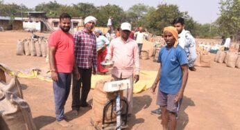 राजनांदगांव : जिले में धान की खरीदी अभियान से किसानों में हर्ष का माहौल