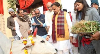 उप मुख्यमंत्री शुक्ल ने नववर्ष पर गौपूजन कर शुरू किया गोलोक दर्शन महोत्सव
