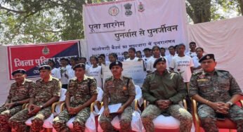 सुकमा में 26 नक्सलियों ने किया सरेंडर, 65 लाख का इनाम पाने वाले 13 माओवादियों समेत सात महिलाएं शामिल