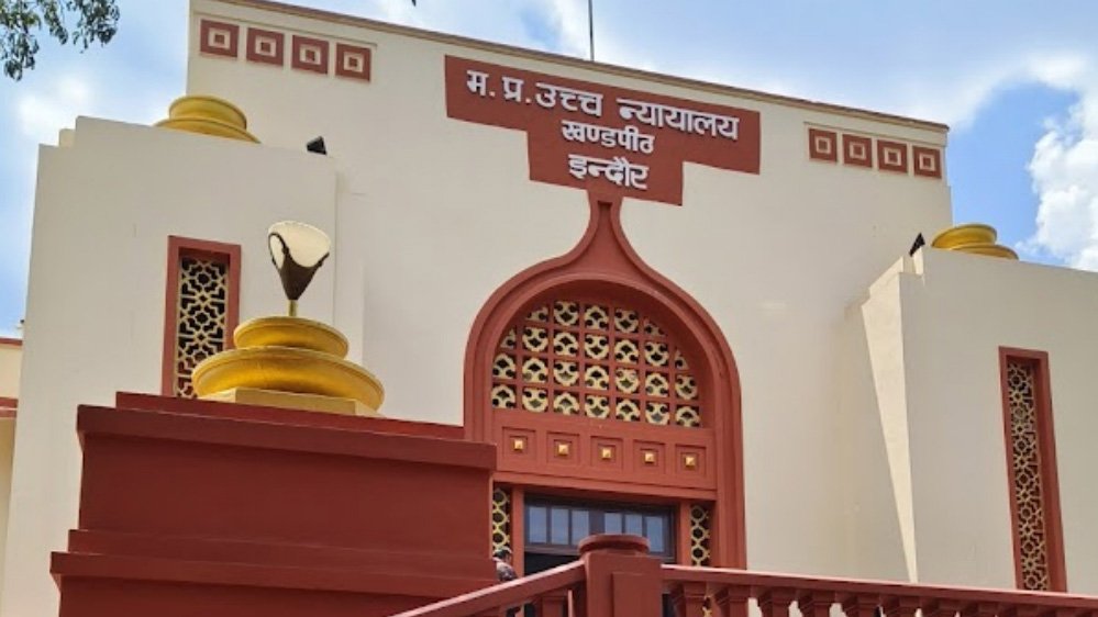 इंदौर मौतों पर हाईकोर्ट का कड़ा रुख, सरकार का जवाब असंवेदनशील, शहर की छवि को हुआ नुकसान