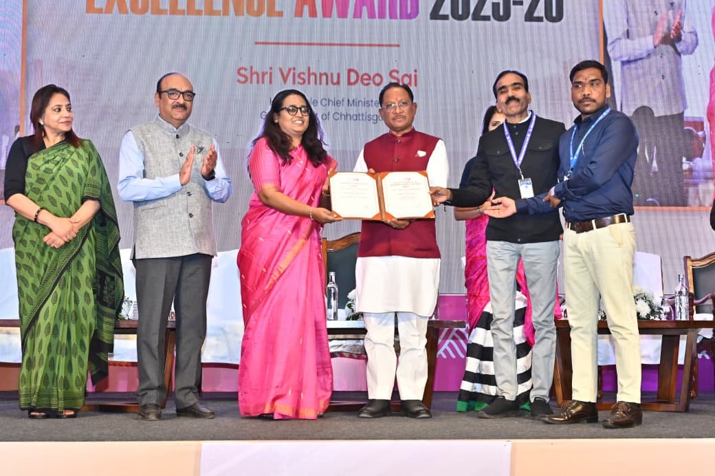 मोहला : जिले को सीएम एक्सीलेंस अवार्ड, संवर्धित टेक होम राशन पहल से मिली पहचान