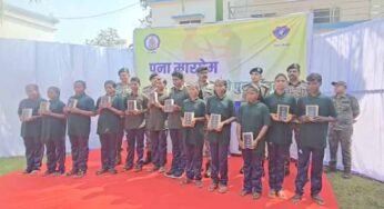 बीजापुर में सुरक्षाबलों की बड़ी कामयाबी: हथियारों समेत 12 माओवादियों का आत्मसमर्पण, ₹54 लाख का इनाम था घोषित