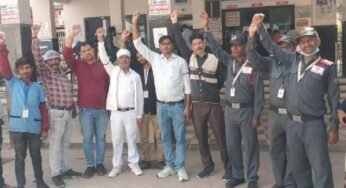 भोपाल में 30 हजार आउटसोर्स स्वास्थ्य कर्मियों का प्रदर्शन, जेपी परिसर में जुटे कर्मचारी, हड़ताल से स्वास्थ्य सेवाएं प्रभावित
