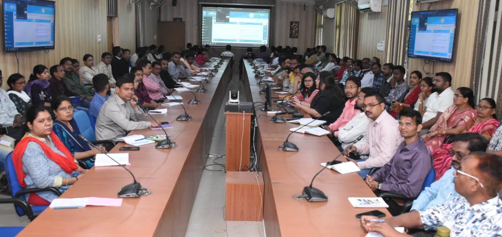 राजनांदगांव : ई-ऑफिस, ई-एचआरएमएस एवं स्पैरो सॉफ्टवेयर विषय पर प्रशिक्षण का हुआ आयोजन