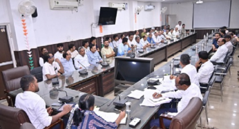 CG : जिले के समस्त पंजीकृत राइस मिलर्स की बैठक लेकर उपार्जित धान की मिलिंग एवं उठाव की प्रगति की समीक्षा की…
