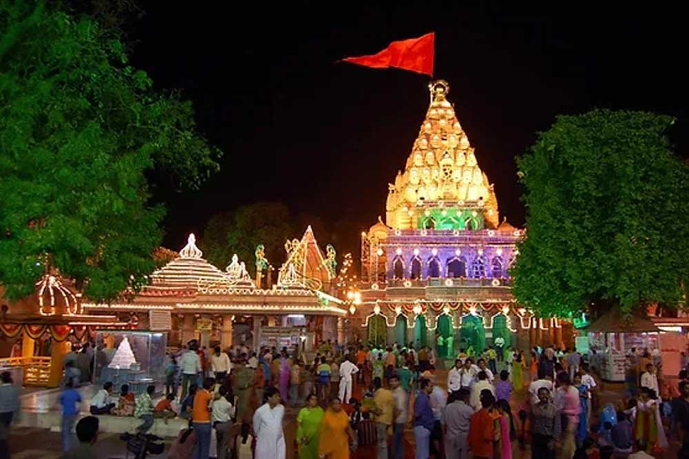 महाकाल दर्शन के लिए गई युवती संग जफर की पिटाई, धोती-कुर्ता और रुद्राक्ष देख बजरंग दल ने हमला किया