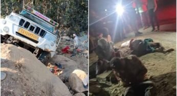 रायगढ़ में दर्दनाक हादसा: सगाई से लौट रहे लोगों की पिकअप खाई में गिरी, 4 की मौत, 10 घायल