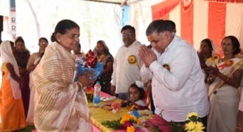 रामगढ़ में मितानिनों द्वारा आयोजित स्वास्थ्य पंचायत सम्मेलन में शामिल हुए पर्यटन एवं संस्कृति मंत्री राजेश अग्रवाल