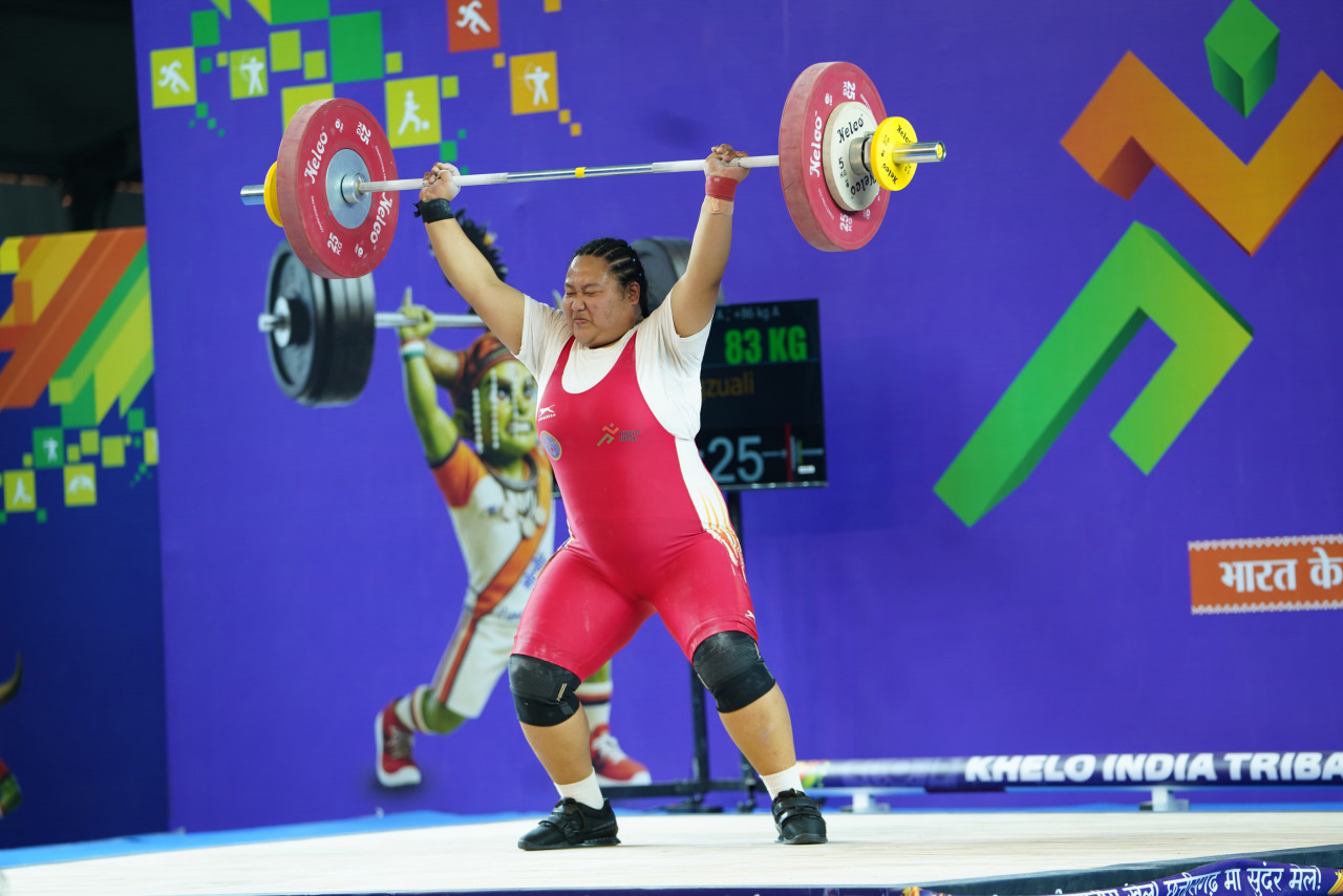 CG : खेलो इंडिया ट्राइबल गेम्स 2026 : महिला 86+ किग्रा वेटलिफ्टिंग में मिजोरम की ज़ोसांगज़ुआली ने जीता स्वर्ण