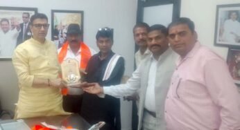 अधिमान्य पत्रकार नेतृत्व समिति के द्वारा जीतू पटवारी से की मुलाकात