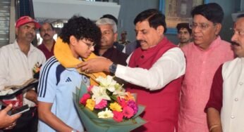 MP की बेटी अनुष्का बनीं टीम इंडिया की शान, CM मोहन यादव और कलेक्टर ने दी बधाई