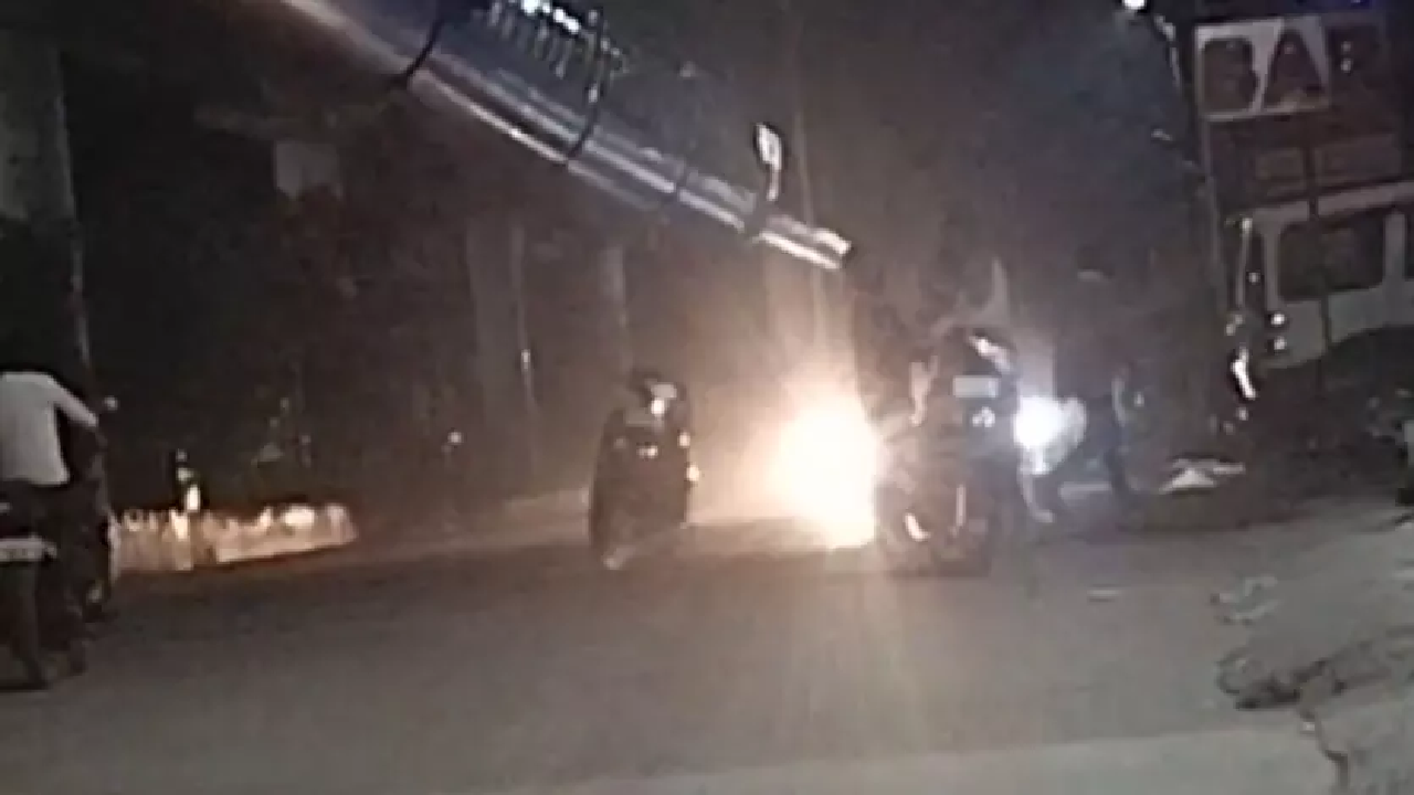 CG : मौदहापारा में बार के सामने मारपीट, वीडियो हो रहा वायरल …