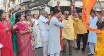 चैत्र नवरात्र पर मनेन्द्रगढ़ में भक्ति की बयार: प्रभात फेरी में उमड़ रहा श्रद्धालुओं का सैलाब