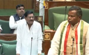 छत्तीसगढ़ विधानसभा में लखमा ने किया सवाल, ‘जिन किसानों का धान नहीं खरीदा, कौन पटाएगा उनका कर्ज?’