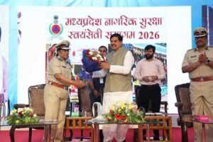 होमगार्ड और नागरिक सुरक्षा से जुड़े स्वयंसेवक, आपदा में सुरक्षा कवच का करते हैं कार्य : मुख्यमंत्री डॉ. यादव