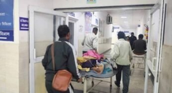 ग्वालियर अस्पताल में बदहाल व्यवस्था: 20 दिन से बंद लिफ्ट, मरीजों को सीढ़ियों से ले जाने की मजबूरी