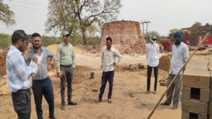 राजनांदगांव : राजस्व एवं वन विभाग की संयुक्त टीम द्वारा अवैध ईंट भट्टा पर की गई कार्रवाई…