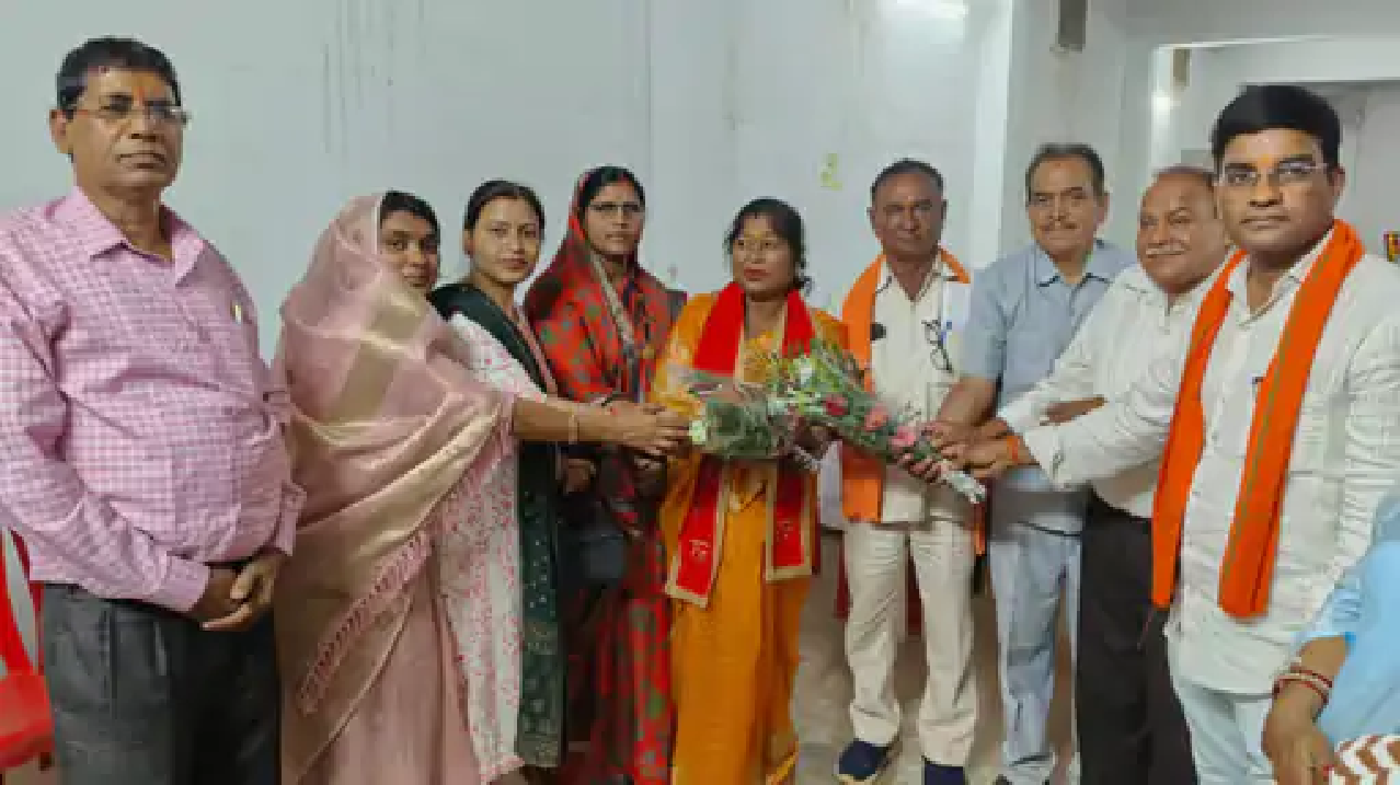 राजनांदगांव : पूर्णिमा का सामाजिक बंधुओं ने किया अभिनंदन…