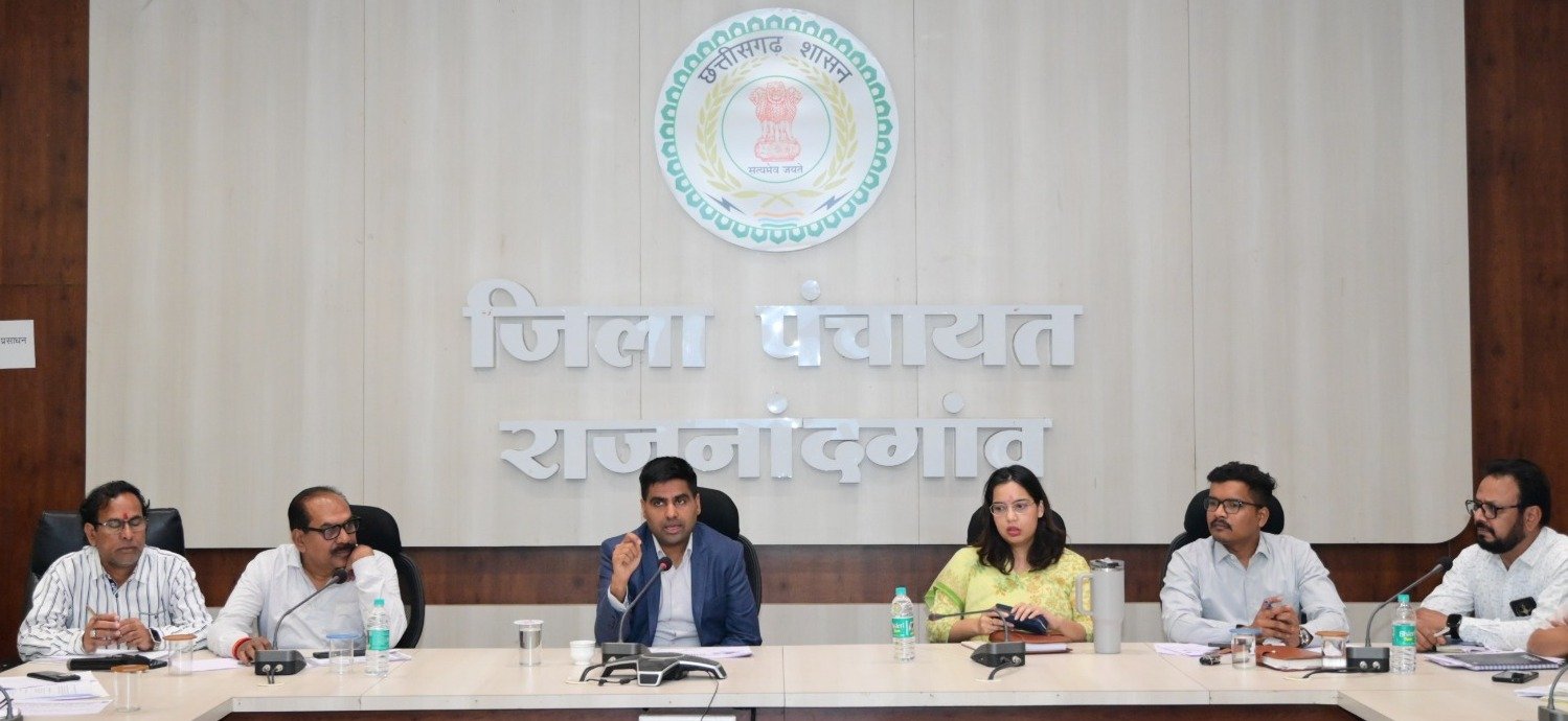 राजनांदगांव : बच्चों का सर्वांगीण विकास सर्वोच्च प्राथमिकता - कलेक्टर