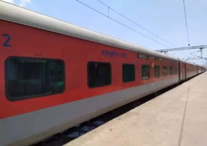 CG : खड़गपुर -छत्रपति शिवाजी महाराज टर्मिनस के मध्य एक फेरे के लिए समर स्पेशल ट्रेन की सुविधा…