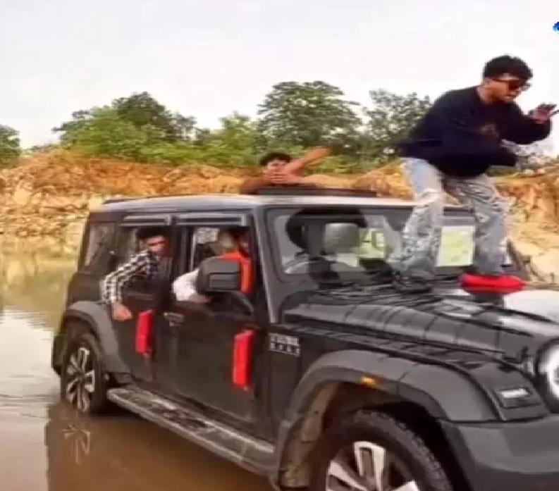 CG : थार वाहन में खतरनाक स्टंट का वीडियो वायरल, जांच में जुटी पुलिस …