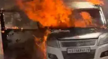 CG : सरायपाली में कार में लगी आग, कूदने से चालक का जान बचा …