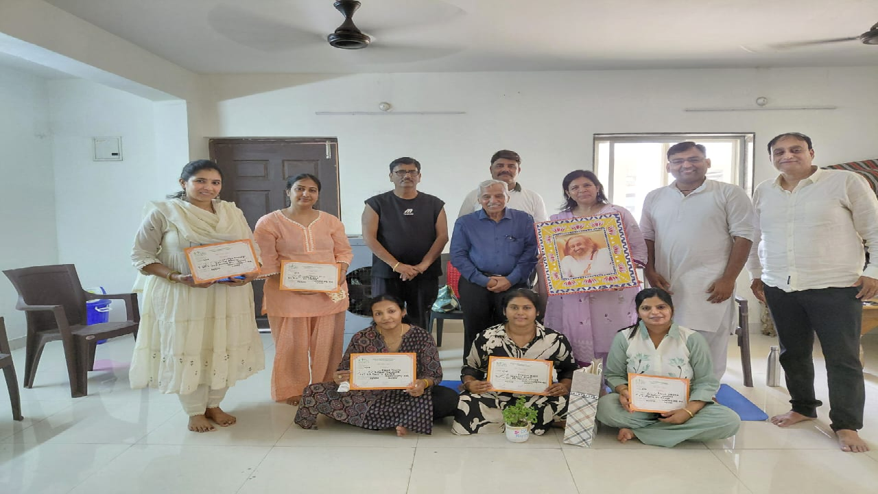 CG : एम्पीरिया सैफायर ग्रीन में 4 दिवसीय हैप्पीनेस प्रोग्राम संपन्न, प्रतिभागियों ने साझा किए अनुभव …