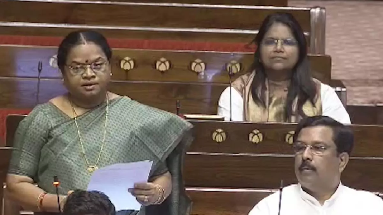 CG : छत्तीसगढ में आवश्यक रेल सुविधाऐं बढ़ाने की जरूरत : सांसद फूलोदेवी नेताम ...